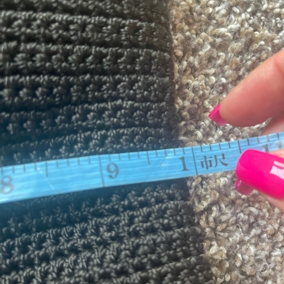 5/$25 Chunky knit crocheted black purse with silver hardware - Picture 6 of 9